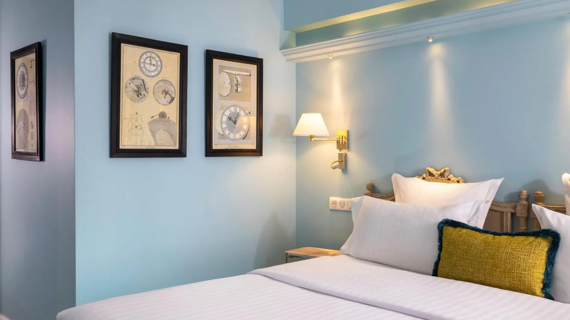 Le Relais Madeleine Hotel Paris 4*,