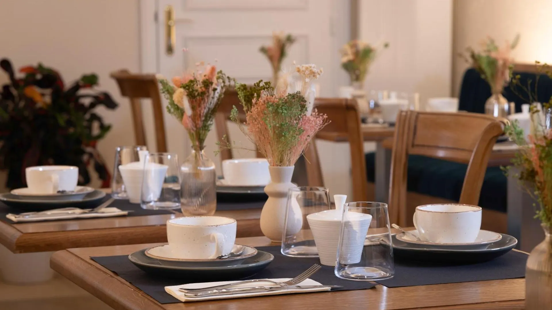 ****  Le Relais Madeleine Hotel Paris France