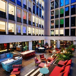ホテル Citizenm Champs-elysees, パリ