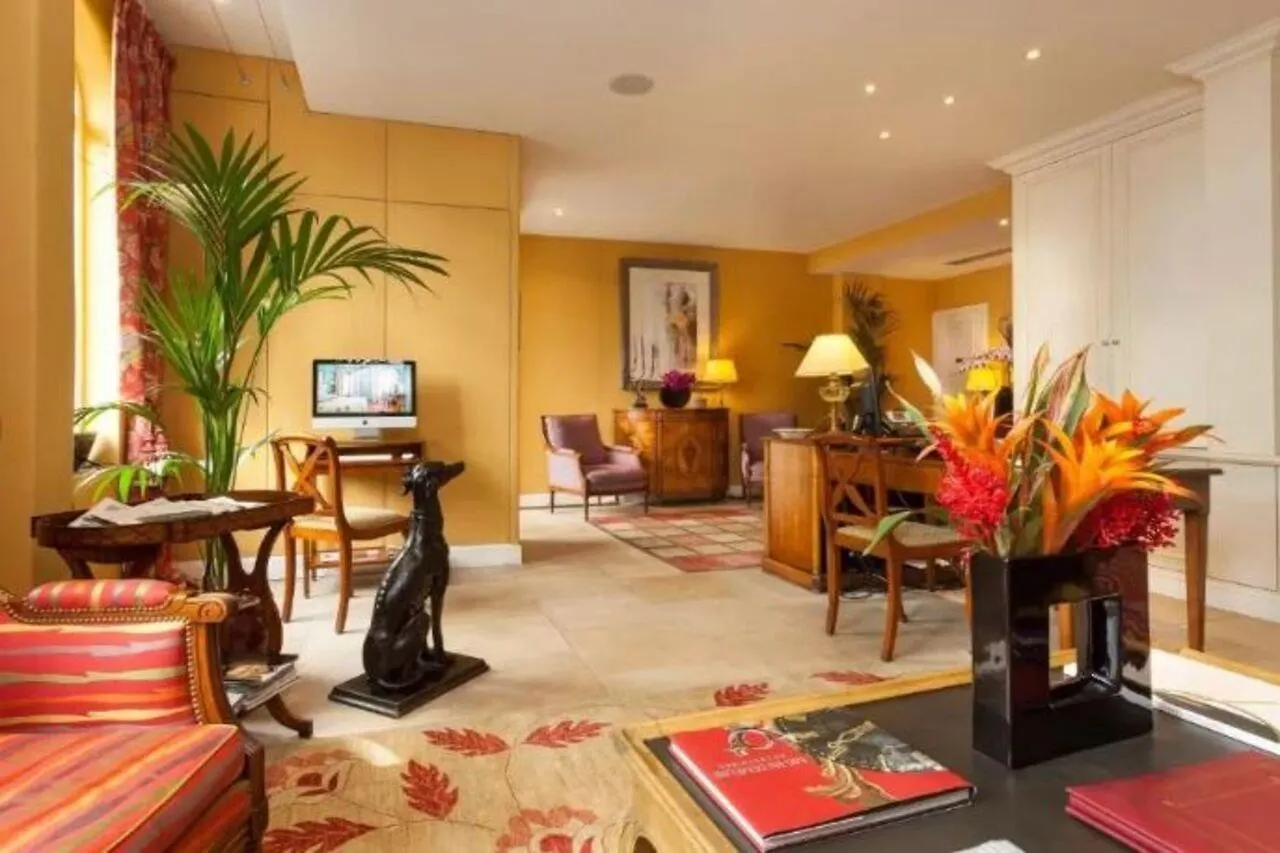 Отель Le Relais Madeleine Париж